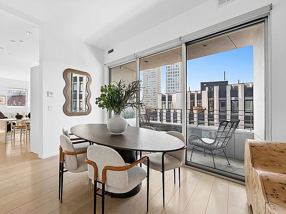 5th image of 265 Wythe Ave #4