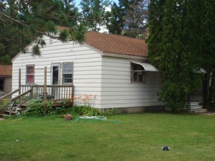 2nd image of 15506 Metcalf Rd