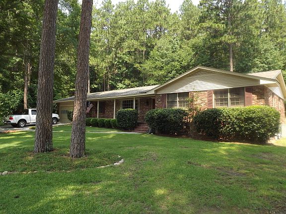 2nd image of 1904 White Pine Dr