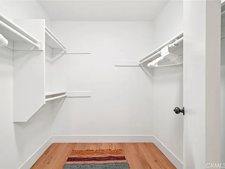 1500 Country Club Dr — Photo 22