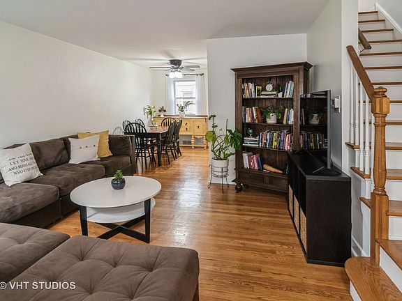 4th image of 1424 N Harlem Ave APT C
