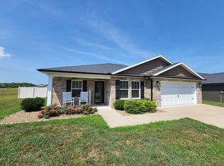 1504 Jackson Ridge Dr, Jackson, MO 63755