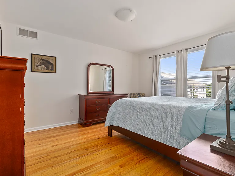 170 Jefferson St — Photo 12
