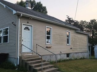1935 Old Marion Rd, West Frankfort, IL 62896