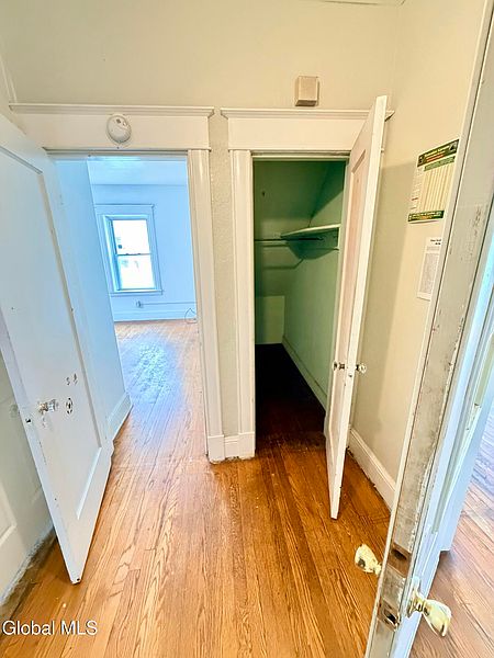 5th image of 319 McCarty Avenue