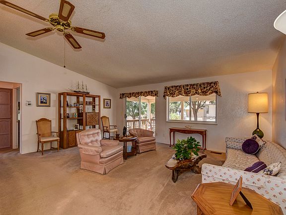 3rd image of 1388 N Ironwood Ln