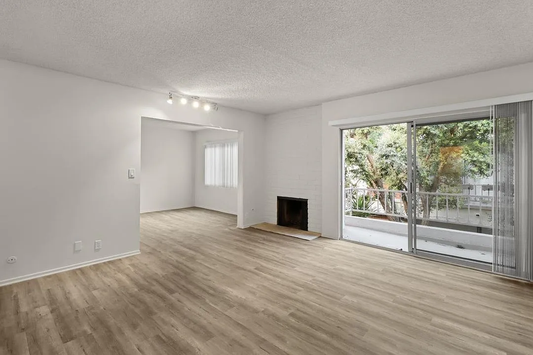 1 bed, 1.5 bath, $2,895 — Photo 1
