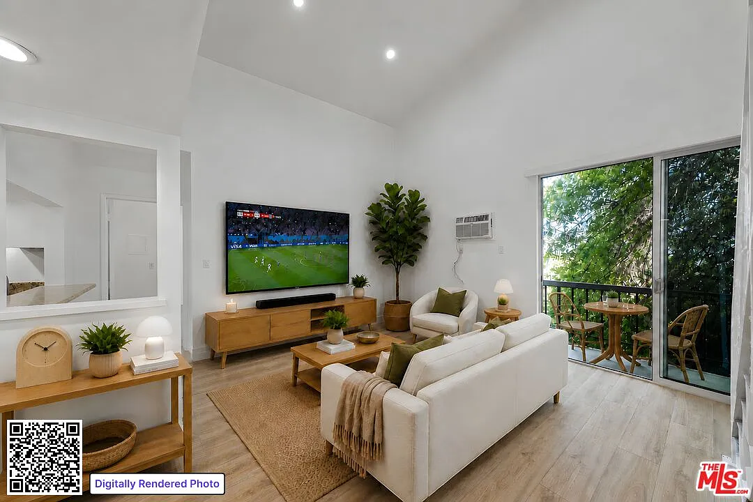 2 bed, 2.0 bath, 900 sqft, $3,899 — Photo 4