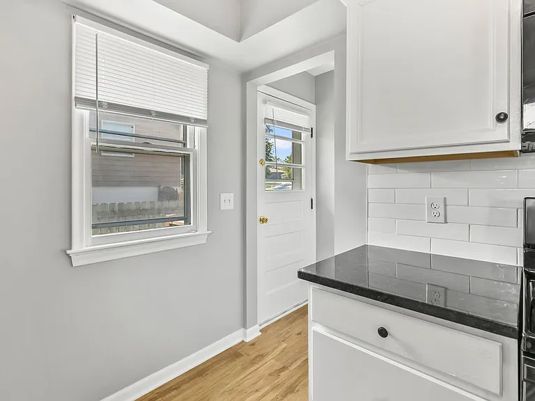 7215 S 41st Ave — Photo 19