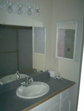 3rd image of 1610 Cindy Cir APT B