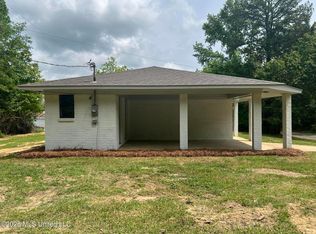 1846 Loring Rd, Camden, MS 39045