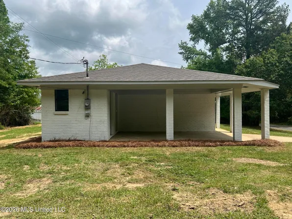 1846 Loring Rd, Camden, MS 39045