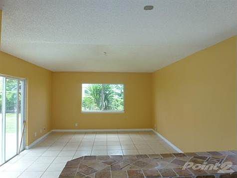 4th image of 1820 SW 119th Ter