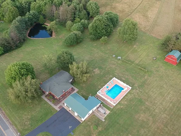 1922 Horsecreek Rd, Oil City, PA 16301