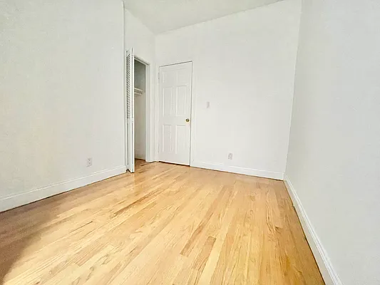 Rented by City Connections Realty | media 30