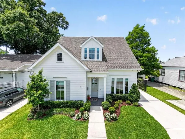 11 Metairie Ct, Metairie, LA 70001