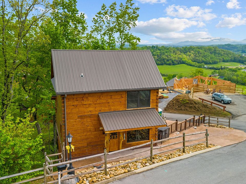 1st image of 2412 Hawks Nest Way