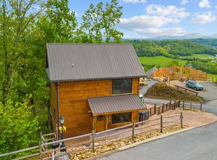 2412 Hawks Nest Way, Sevierville, TN 37862