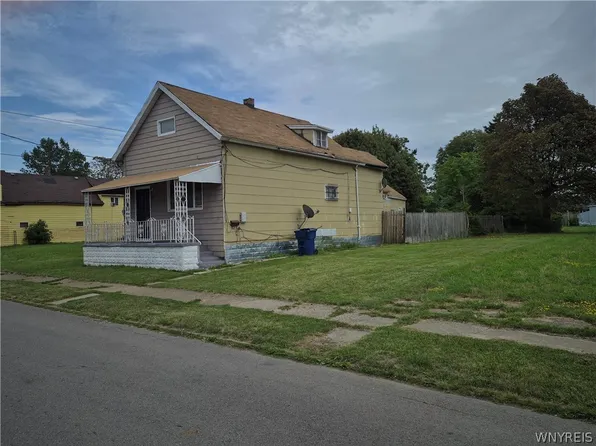 131 Ashley St, Buffalo, NY 14212