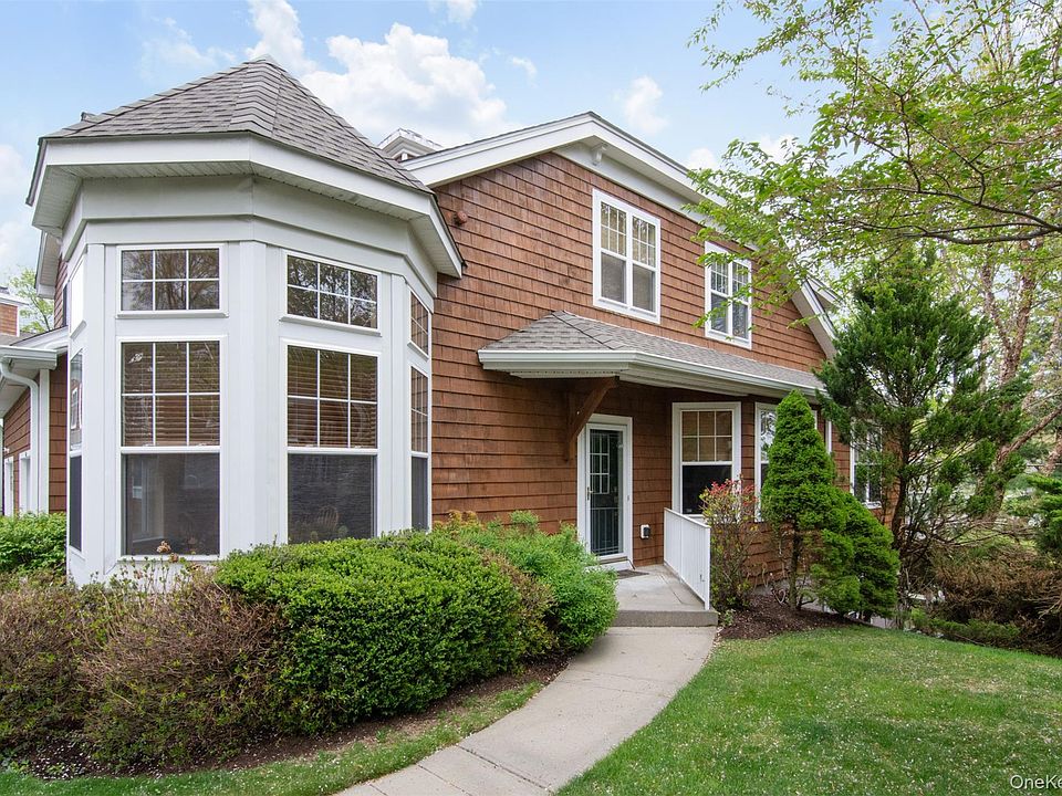 1st image of 16 Wyldwood Drive