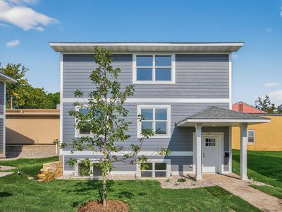 215 N Walnut St, Chaska, MN, 55318
