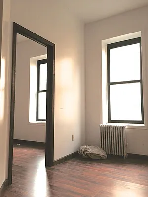 Rented by Warren T Real Estate Corp. | media 9