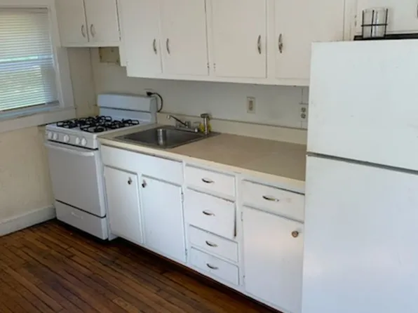 4 Bodfish Ave #1H, Wareham, MA 02571