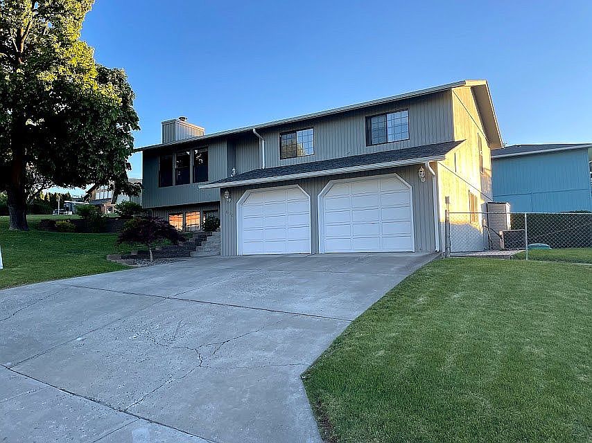 2nd image of 606 N 14th St