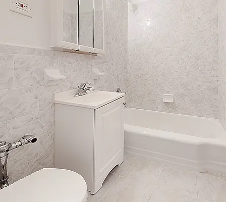 Rented by 346 Realty Group LLC | media 8