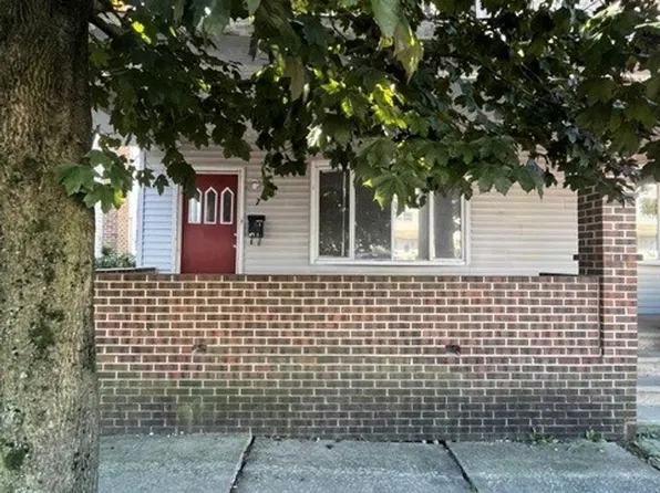 7 W Ludlow Street, 7 W Ludlow St APT 1, Summit Hill, PA 18250