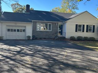 2536 Post Rd, Darien, CT 06820