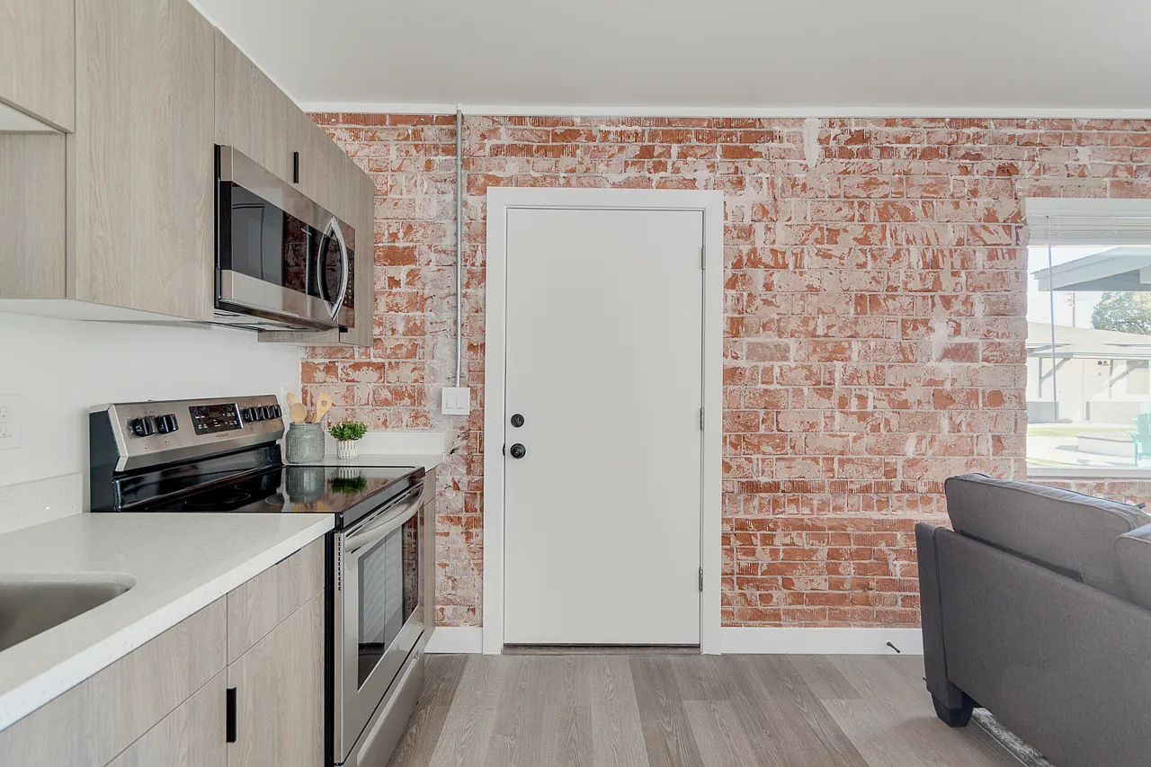 1 bed, 600 sqft, $1,250 — Photo 2