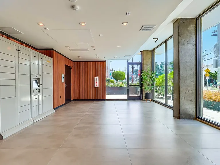 Lux Lofts LA — Photo 106