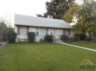 3039 Spruce St, Bakersfield, CA 93301