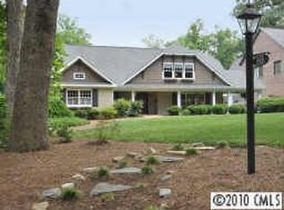 2608 Country Club Ln, Charlotte, NC 28205