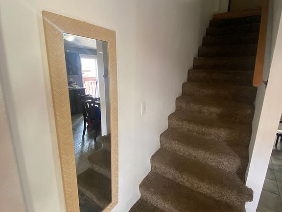 2nd image of 3823 Pentagon Dr