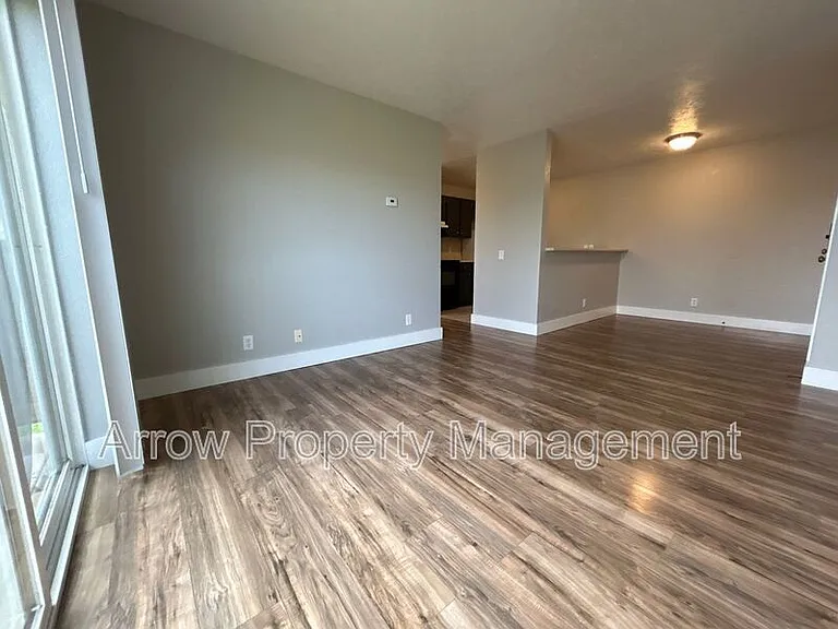 940 S 27th St #24 — Photo 6