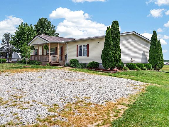 3rd image of 1765 Fisher Ridge Rd