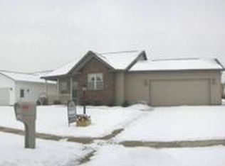 436 Taylor Dr SW, New Philadelphia, OH 44663