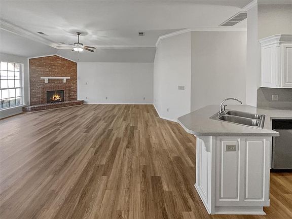 3rd image of 11125 Arbor Lake Dr