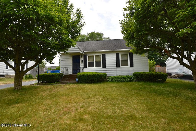 4th image of 35 Fuller Terrace