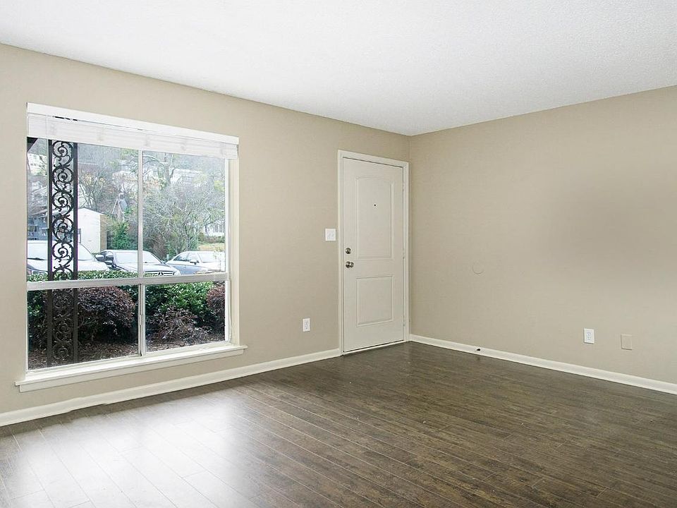1st image of 1612 15th Ave S #5ab4958ec