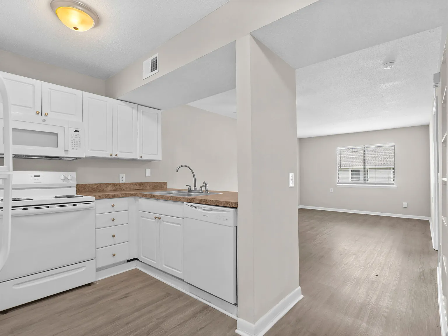 3555 South Carolina 544 Unit 21B - 21B — Photo 4