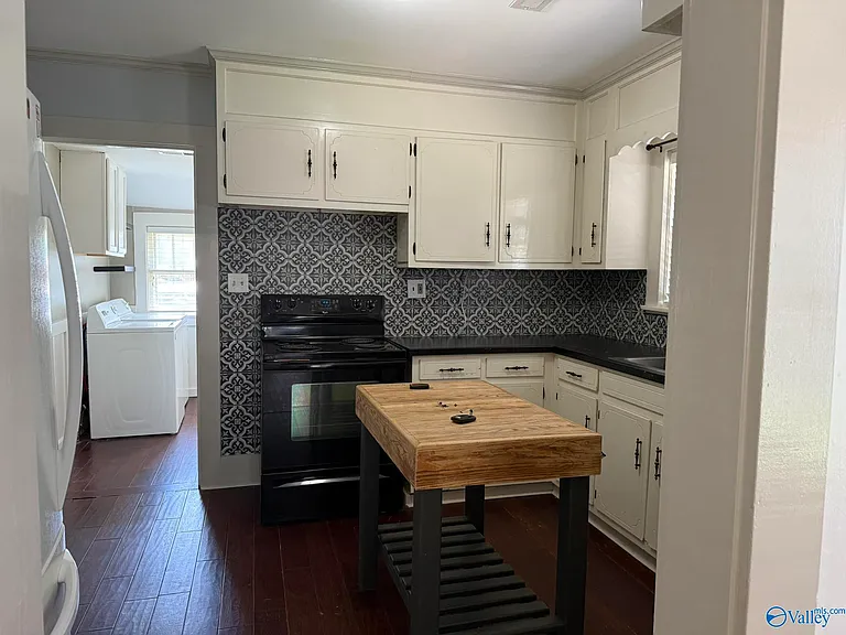 1118 Ward Ave NE — Photo 11