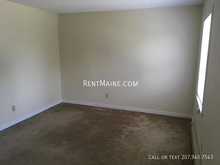 63 Valley View Ln #C — Photo 10