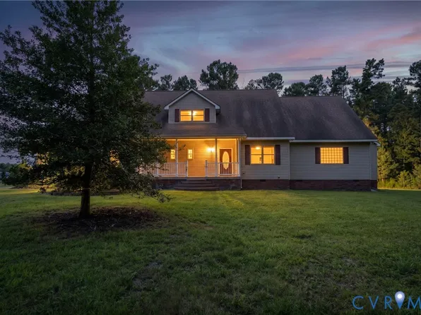 1465 Old Richmond Rd, Blackstone, VA 23824
