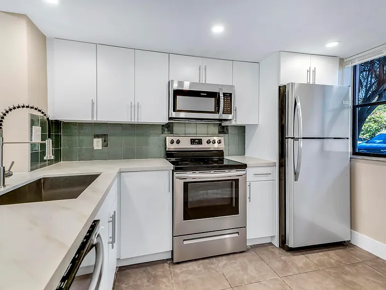 5200 NW 31st Ave #141 — Photo 18