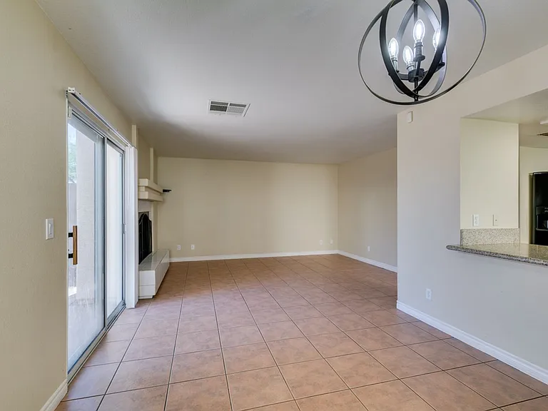 9532 Amber Valley Ln — Photo 13