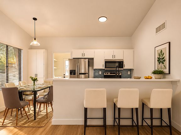 2nd image of 6101 S McKemy St #6101