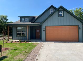 1412 E Morphy St, Fort Worth, TX 76104